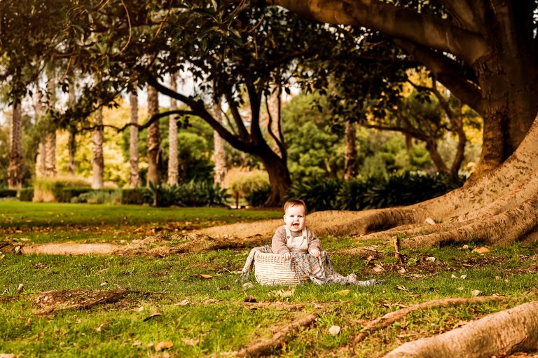 Why Autumn is the Perfect Time for Family Photos in Melbourne